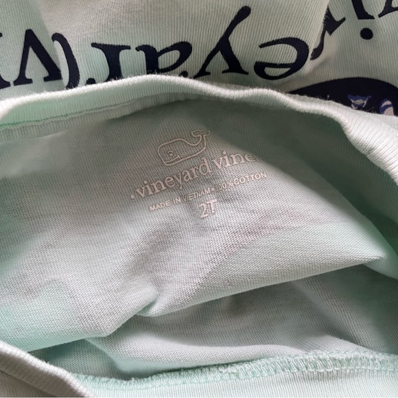 Vineyard Vines 2-Piece Set - Picture 4 of 5